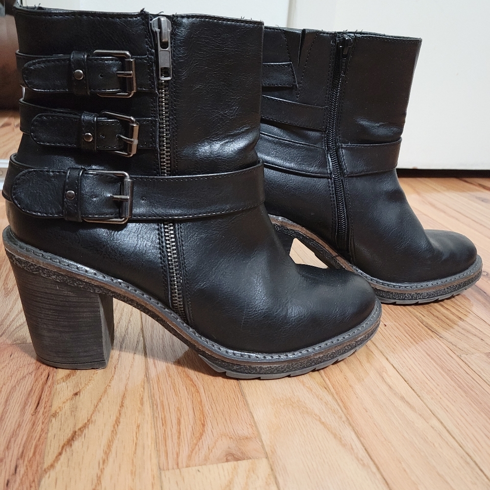 Booties - Picture 3 of 9